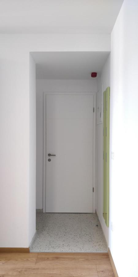 City Center Apartment โคเปร์ ภายนอก รูปภาพ